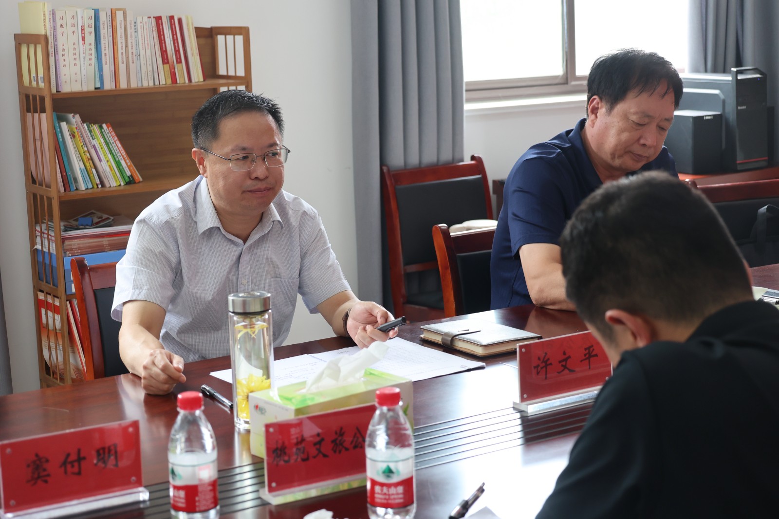 2N7A2548.JPG 2N7A2548.JPG